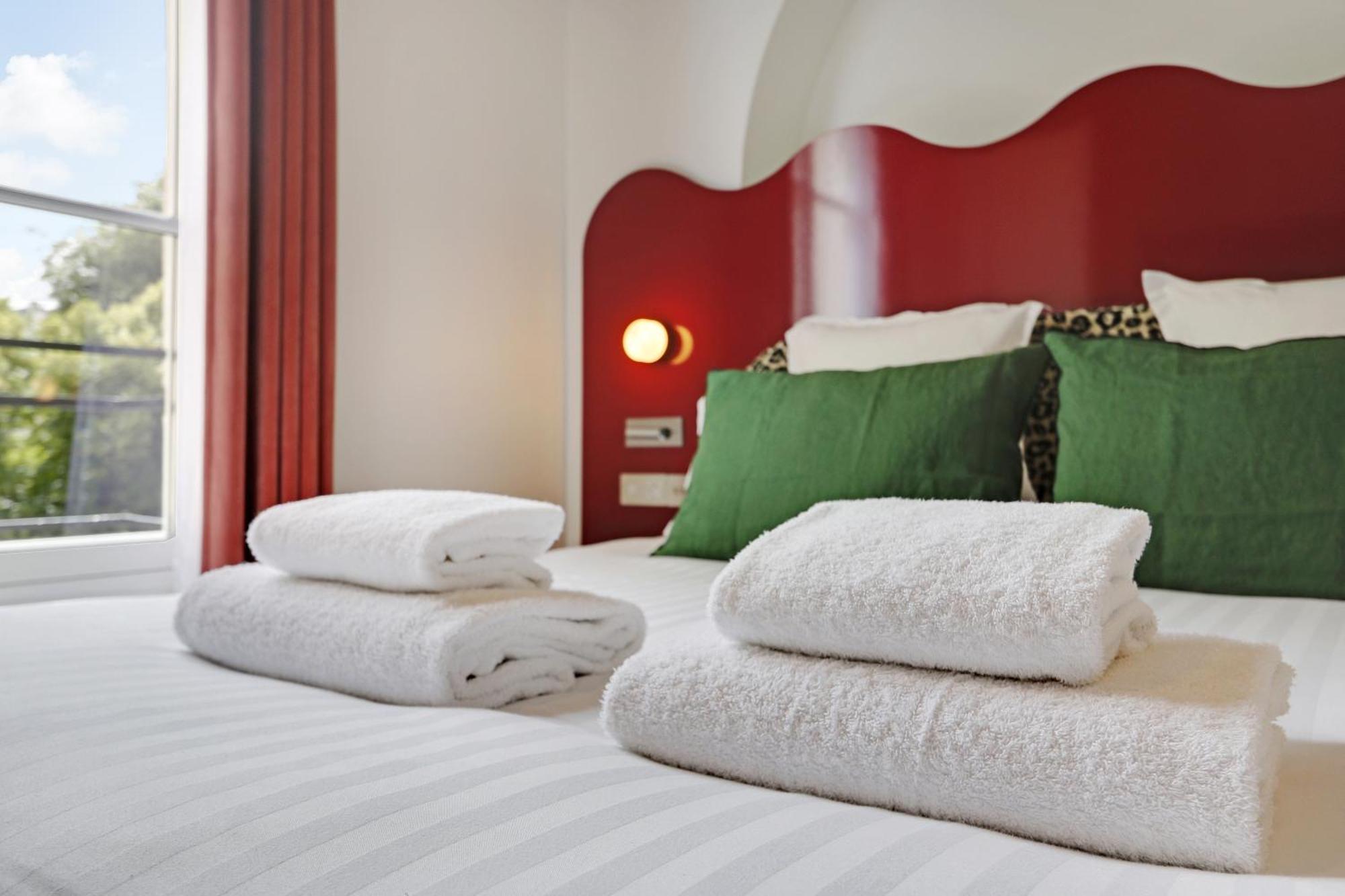 Paris Home Collection Serviced Apartments In Notre Dame - Rue Savoie Exterior foto