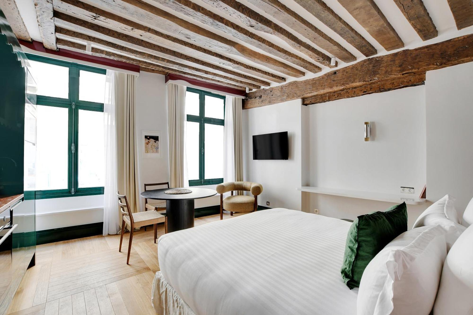 Paris Home Collection Serviced Apartments In Notre Dame - Rue Savoie Exterior foto